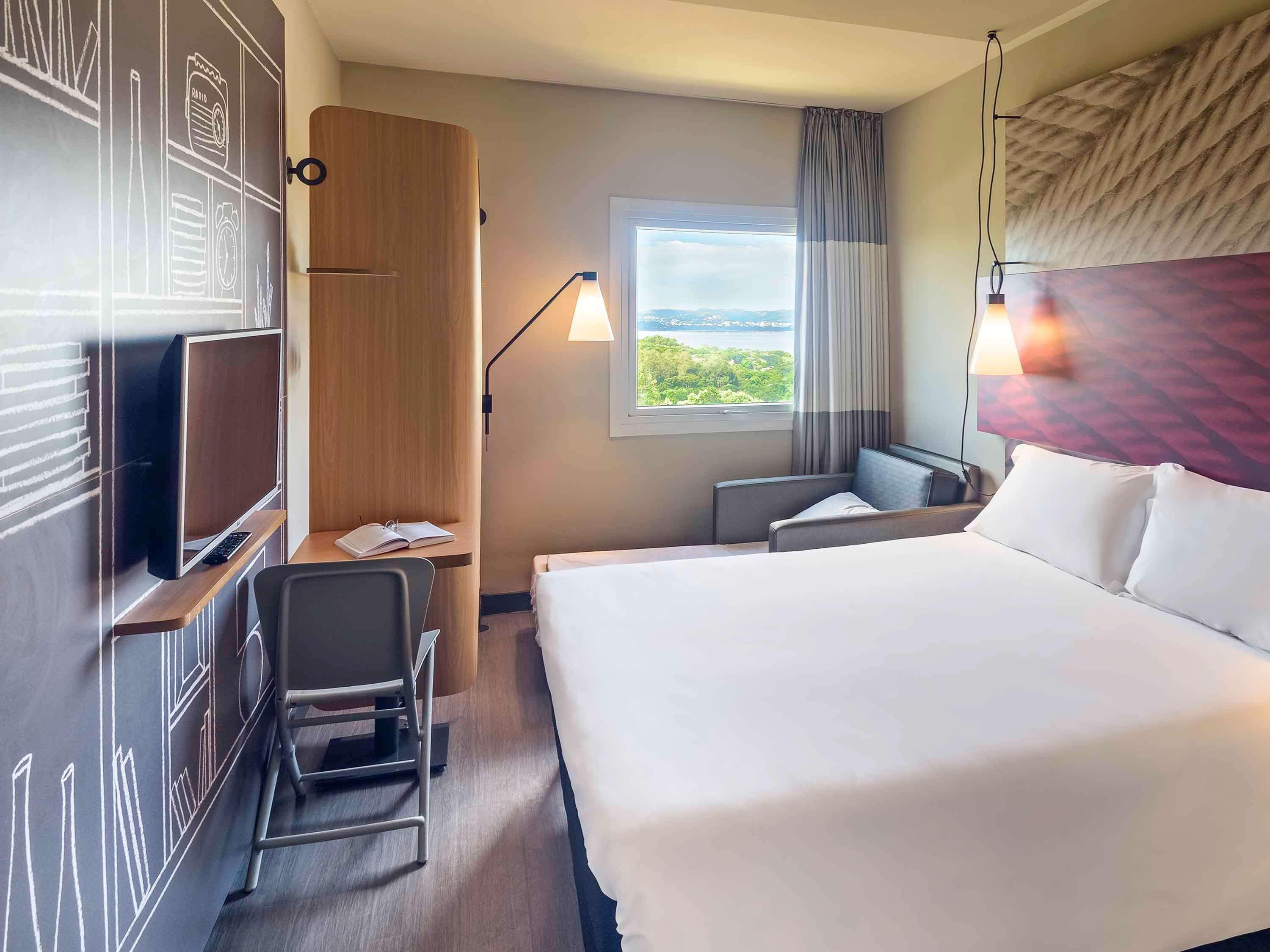 Hotel Ibis Guaiba Exteriér fotografie