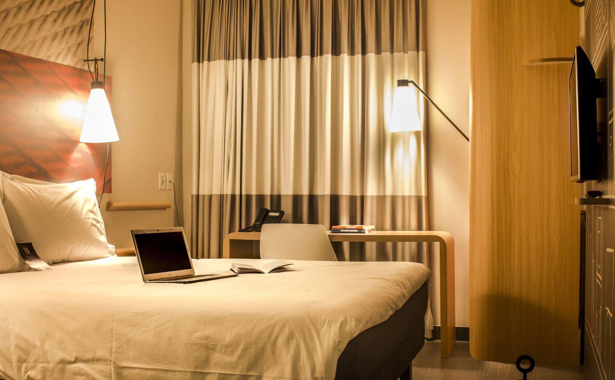 Hotel Ibis Guaiba Exteriér fotografie